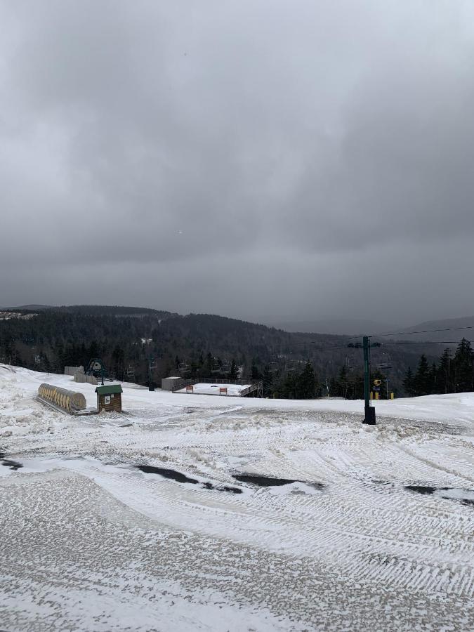 Highland House 207 Slopeside, Village Area, Ski In Out スノーシュー エクステリア 写真