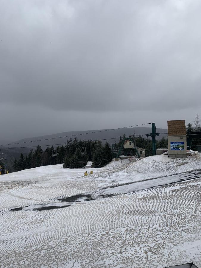 Highland House 207 Slopeside, Village Area, Ski In Out スノーシュー エクステリア 写真